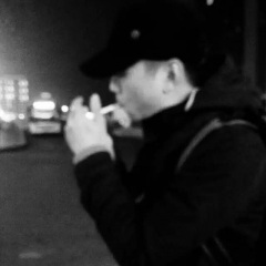 原来她不够爱我