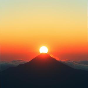 ฝันที่ยิ่งใหญ่ (Fun Tee Ying Yai)