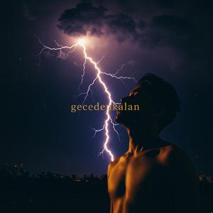 Sen ikimizi böldün aşkıma hep kördün