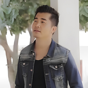 ເສື້ອລາຍສາຍດ່ຽວ