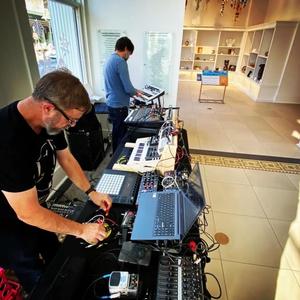 Odd Shaped Circles(The Low Mids EP Leftovers)