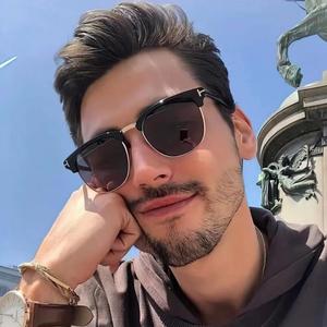 那个喝醉的夜晚挡不住我们的步伐