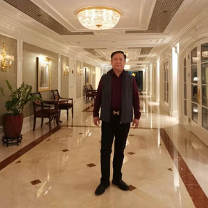 黄河水绕着准格尔流