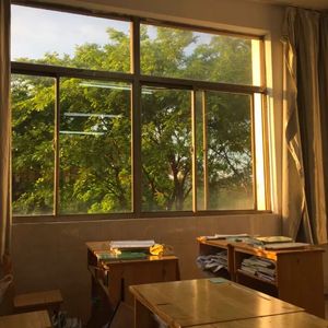 像青春消失的人