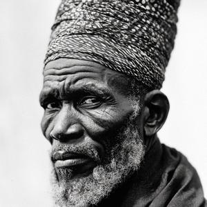 Jara (feat. Noveece)