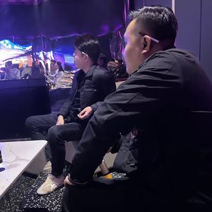 夜色独醉_老黑