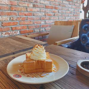 多想在平凡的生活里拥抱你