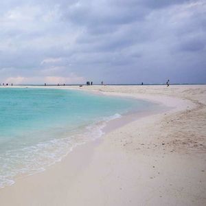 雪中的旋律（带雨声）