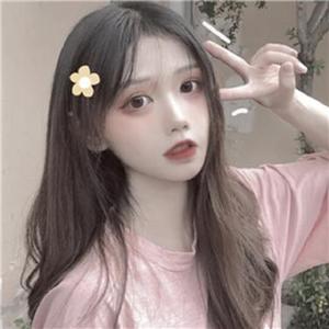 窗里窗外皆有青色的光