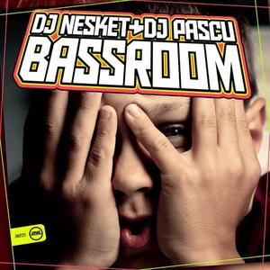 BASSROOM (feat. Dj Pascu)