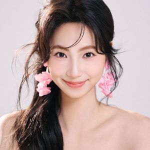 轻轻