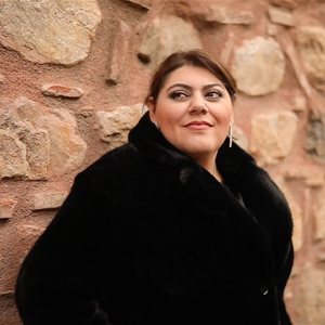 Tek Dünyam Var O Da Sensin