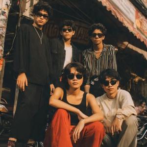 ติดที่เธอ