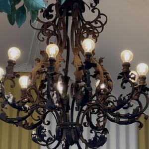 홀로 시작된 사랑