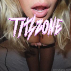 T**SZONE (feat. StellE & Lil.y)