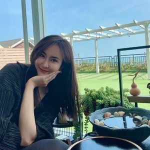 致欣欣十月一-石头