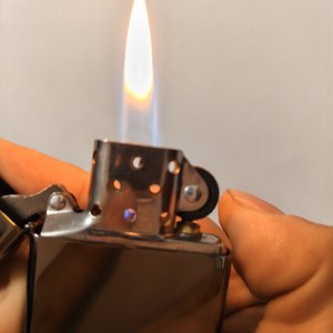 你只字不提爱 我句句是等待