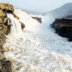 湍流急涌