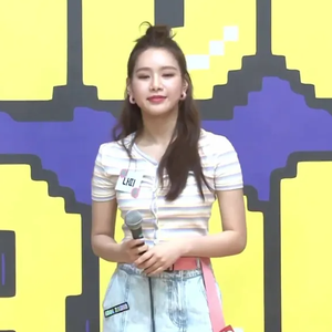 Officially missing you (Live)