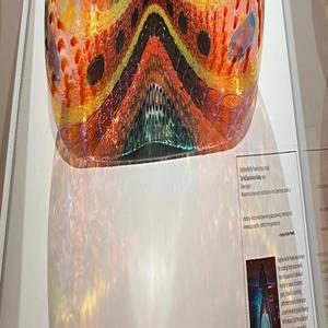 She's a dancer (feat. LewDaKing)