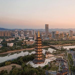 江南有座金华城