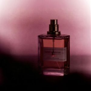 Givenchy Perfume(Pord.D2X19VIBE&aria)