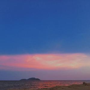 能不能陪我去看看海