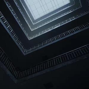 那天我站在传媒大学的地铁边上