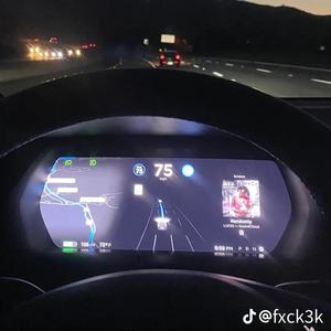 Luv is rage (feat. Zosunna)