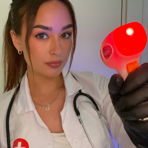 Skin, Scalp & Reflex Tingles – Close Care & Gentle Touch