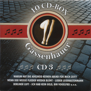 Schäumender Sekt - reizende Frauen