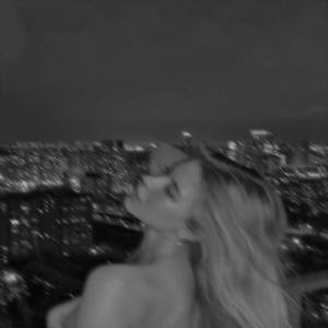 Aşk Paylaşılmaz (Mix Uzi)