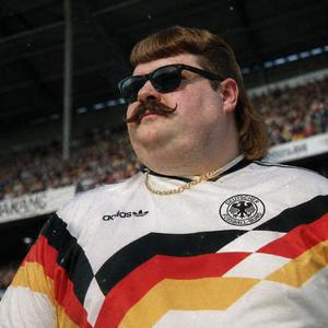 Deutschland, loch ein!