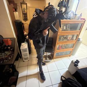 SHXXT (feat. Vongetfettii)