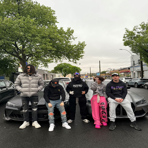 Mask Glove N Keys (feat. SRT Len)