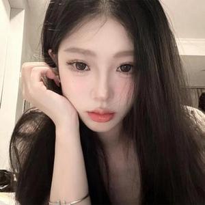 泪水在湿热着眼眶