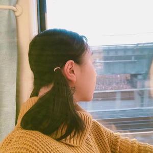 路边的歪脖子树