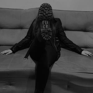M.M.L.