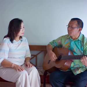 Bertahan Tetap Setia