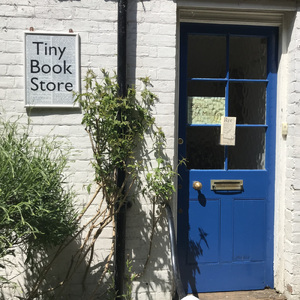 ぼくの雨靴はドクター・マーチン