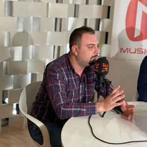 მე დღეს გეტყვი მიყვარხარ