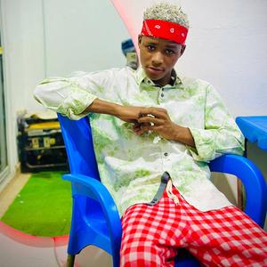 Rayuwar Duniya (feat. Muxxy)