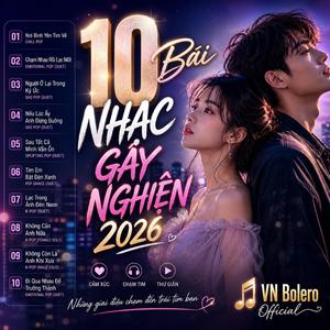 Giữa Những Khoảng Lặng