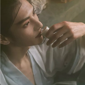 诗忆情（翻自 萧忆情/凹凸君）