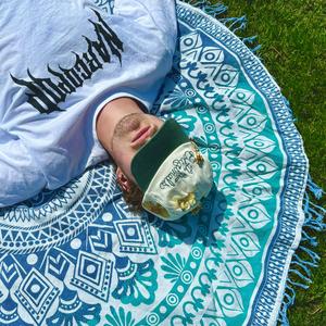 Geef me tijd (feat. Pilsbaas)