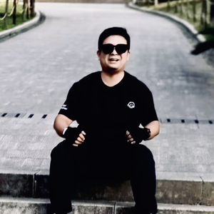 追光的影子 (online-audio-converter.com).wav