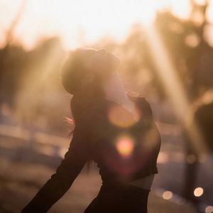 Cheoeum Bitnaneun Nal