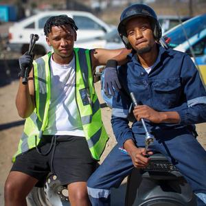LESEA (laaitie) (feat. ATI LEROTS)