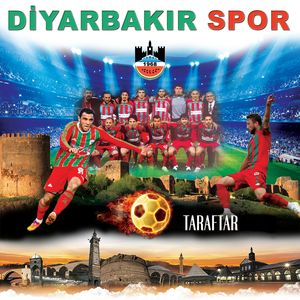 Çim Yeşil Kan Kırmızı