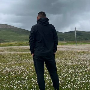 被风吹散的诺言（歌手时志强））